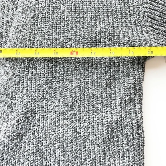 Carly Jeans Los Angeles Cardigan Sweater - Picture 11 of 16